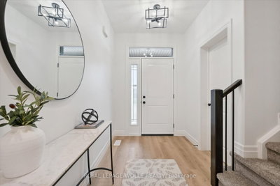 44 Weymouth Street • Woolwich, ON photo 6