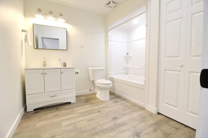Unit 8 - 2 Talbot Street S