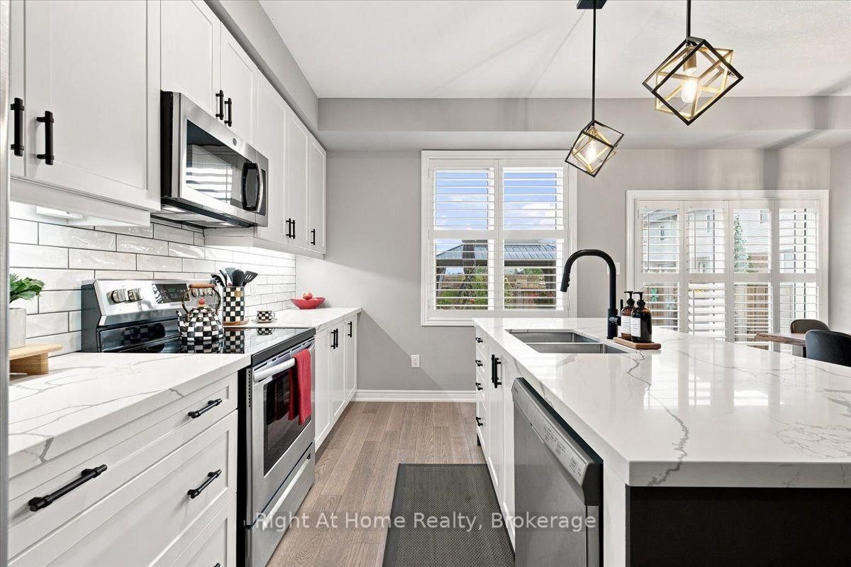 66 Foothills Lane • Hamilton, ON photo 15