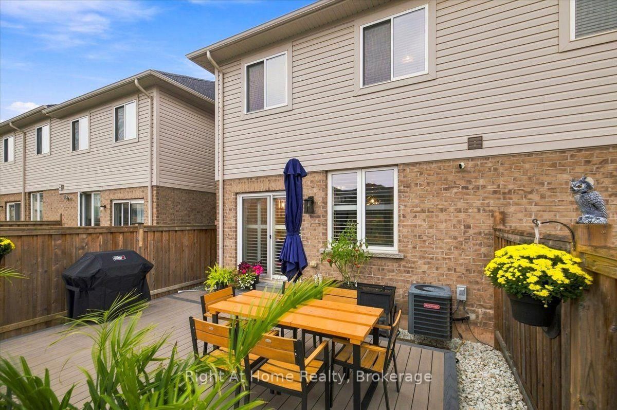 66 Foothills Lane • Hamilton, ON photo 32