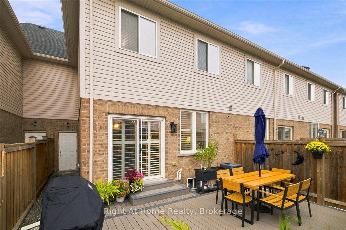 66 Foothills Lane • Hamilton, ON photo 34