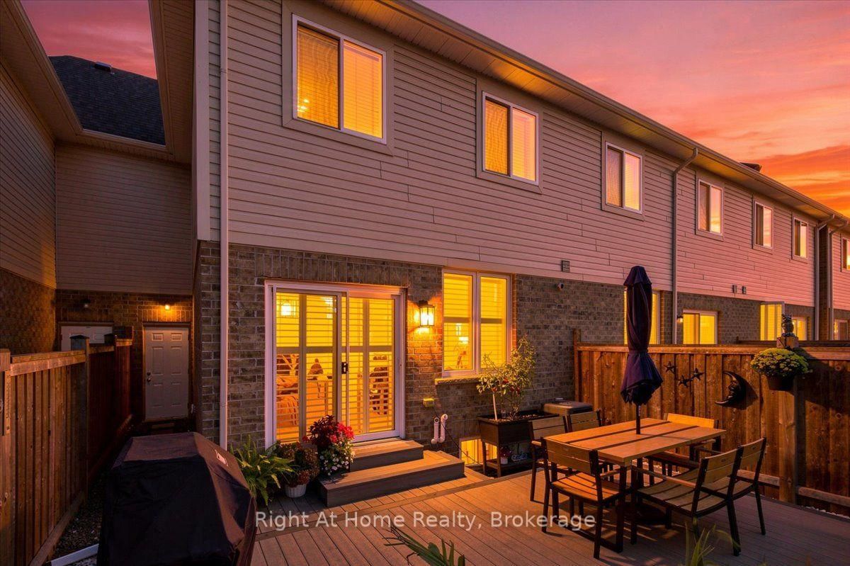 66 Foothills Lane • Hamilton, ON photo 35