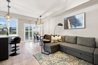66 Foothills Lane • Hamilton, ON photo 9