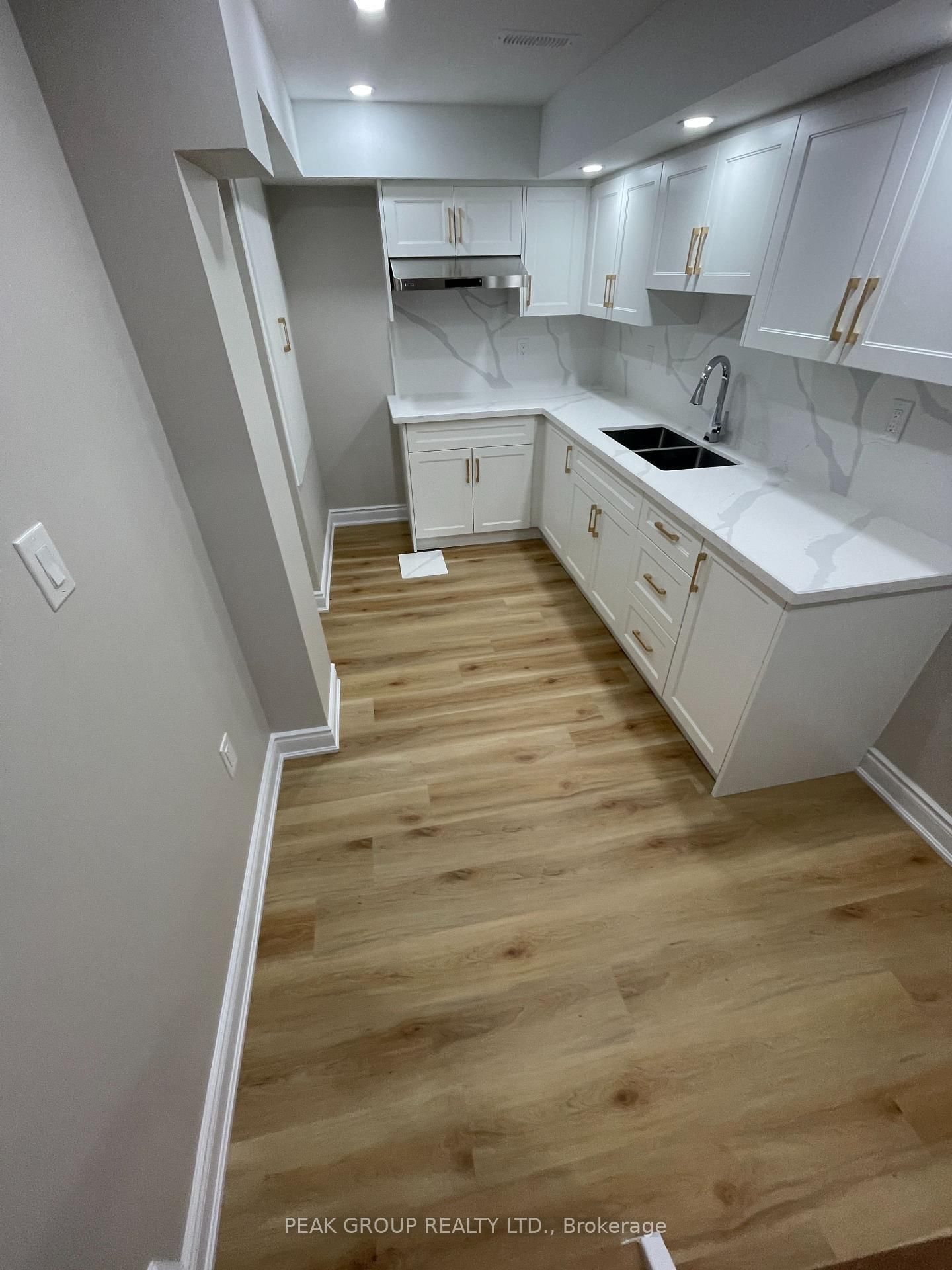Lower - 21 Keelson Street, Welland 4