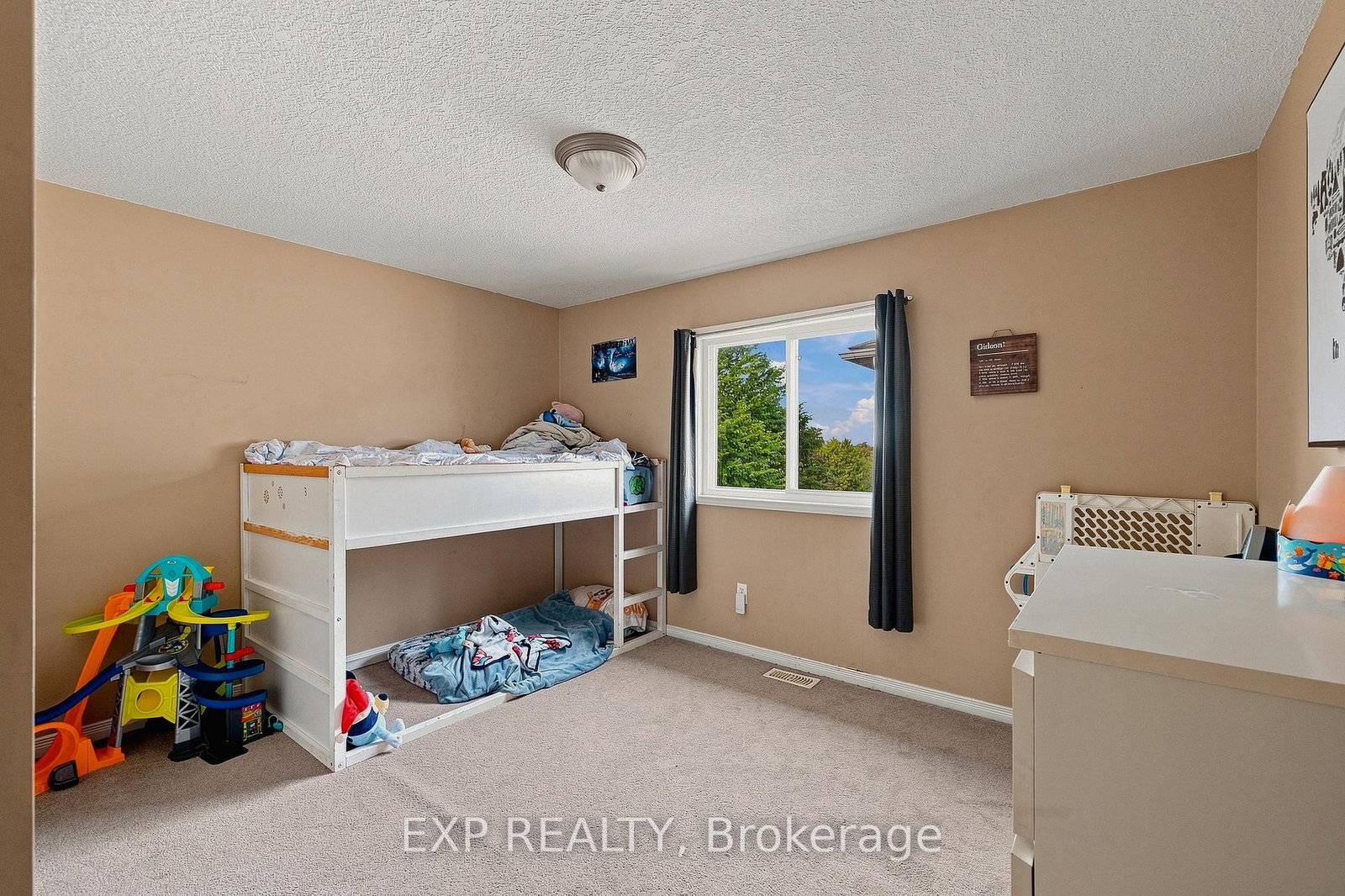 742 Rogers Road • North Perth, ON photo 18