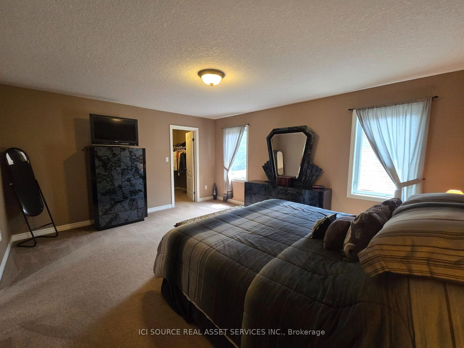 5 Fairfield Drive • Stratford, ON photo 19