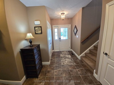 5 Fairfield Drive • Stratford, ON photo 3