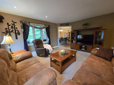 5 Fairfield Drive • Stratford, ON photo 4