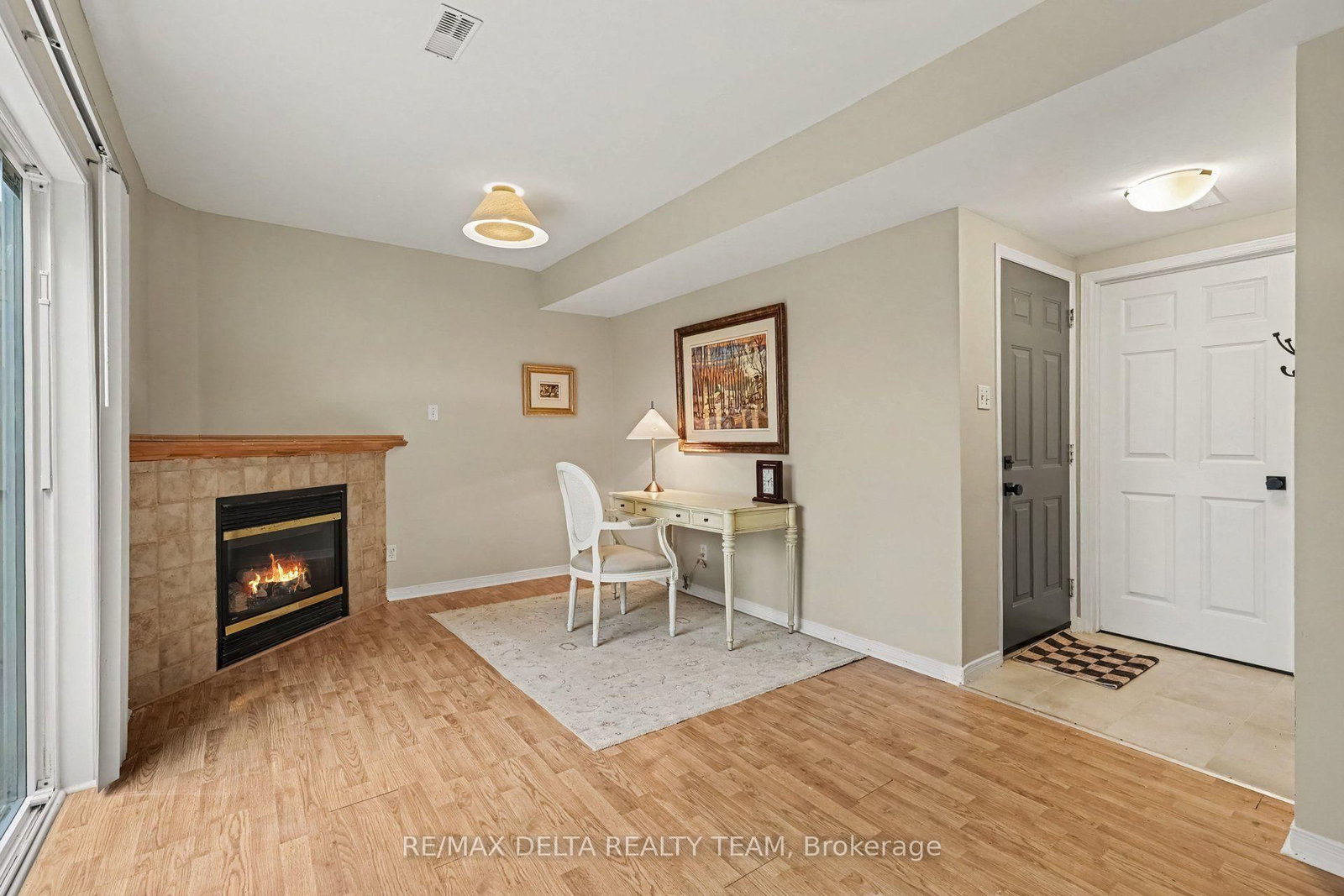 2 Bellflower Private NW • Ottawa, ON photo 17