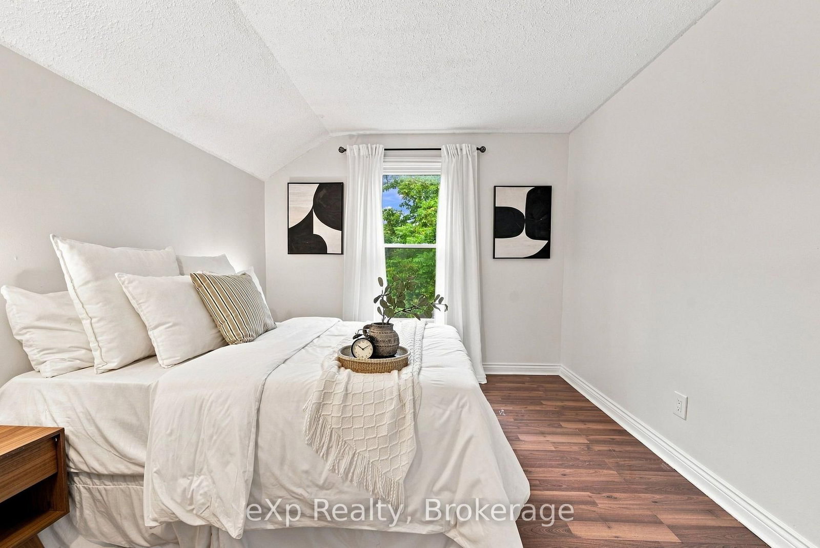 463 Division Street • Cobourg, ON photo 21