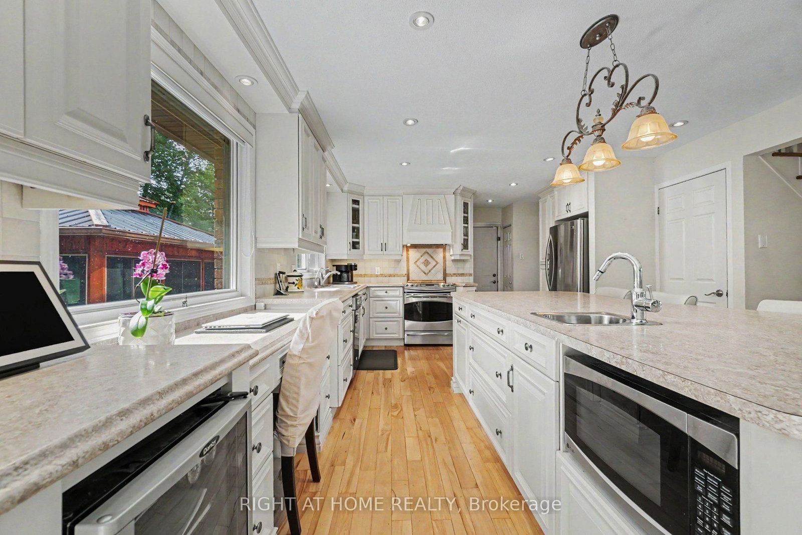 1275 Byrnes Terrace • Ottawa, ON photo 10