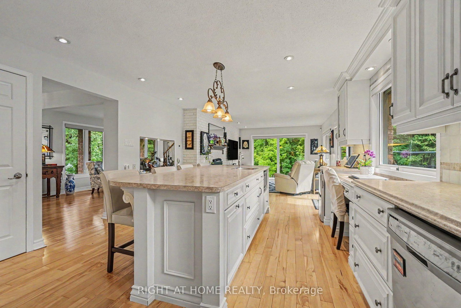 1275 Byrnes Terrace • Ottawa, ON photo 11