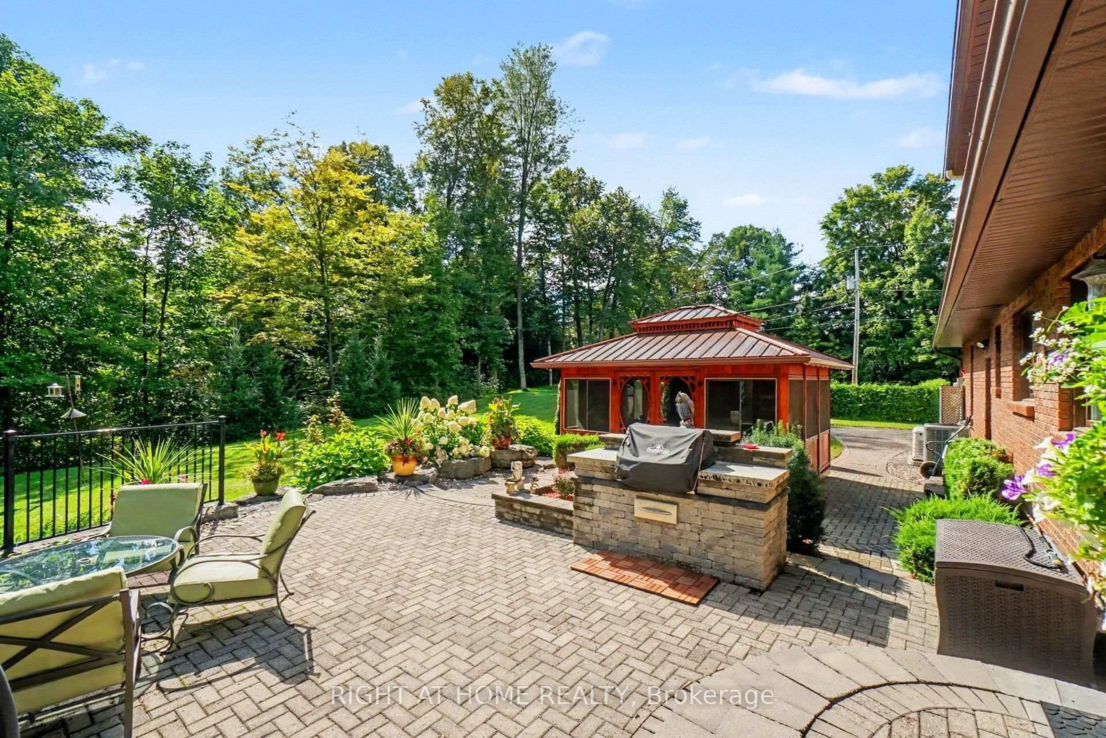1275 Byrnes Terrace • Ottawa, ON photo 35