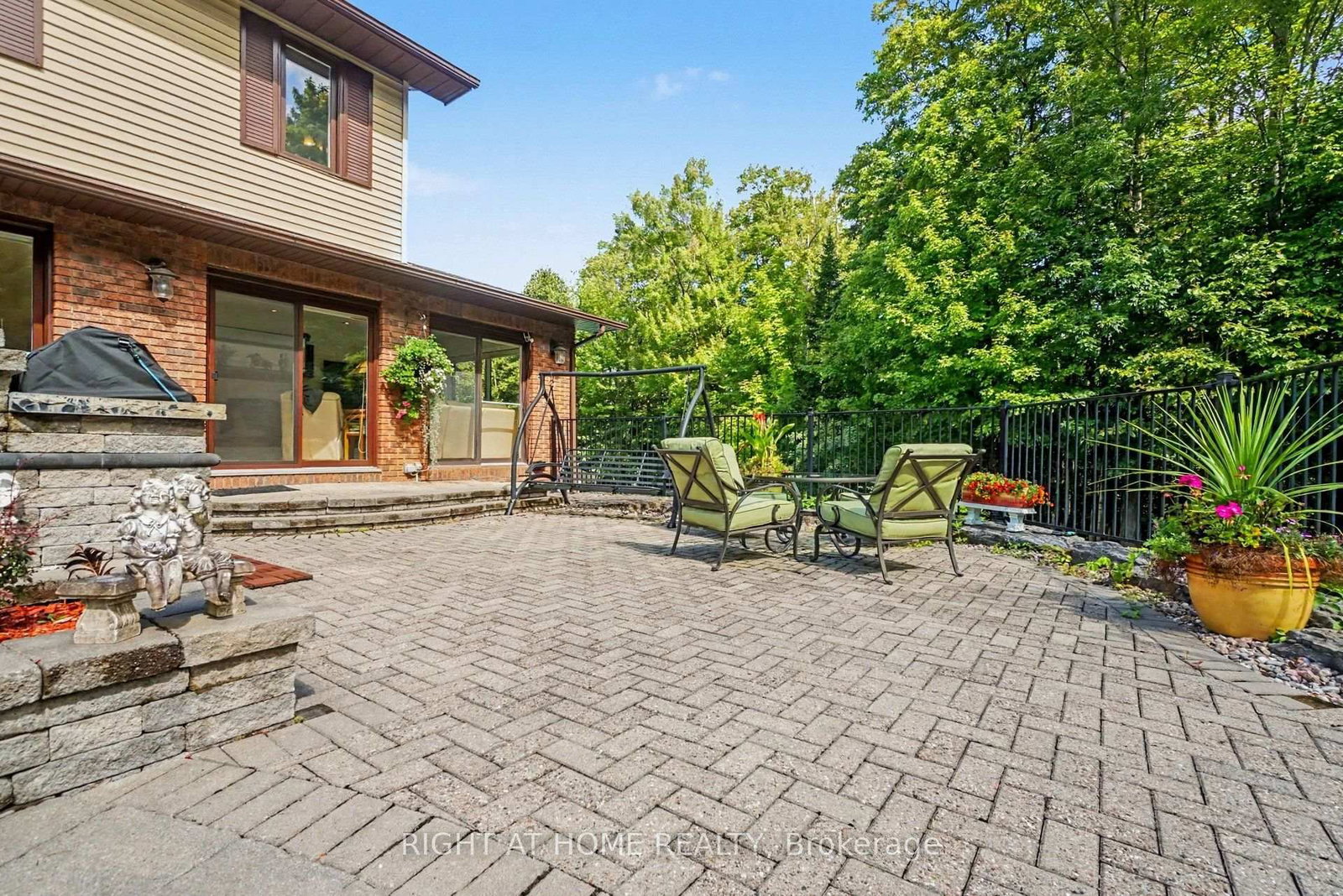 1275 Byrnes Terrace • Ottawa, ON photo 38