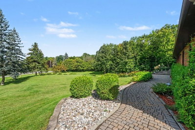 1275 Byrnes Terrace • Ottawa, ON photo 4