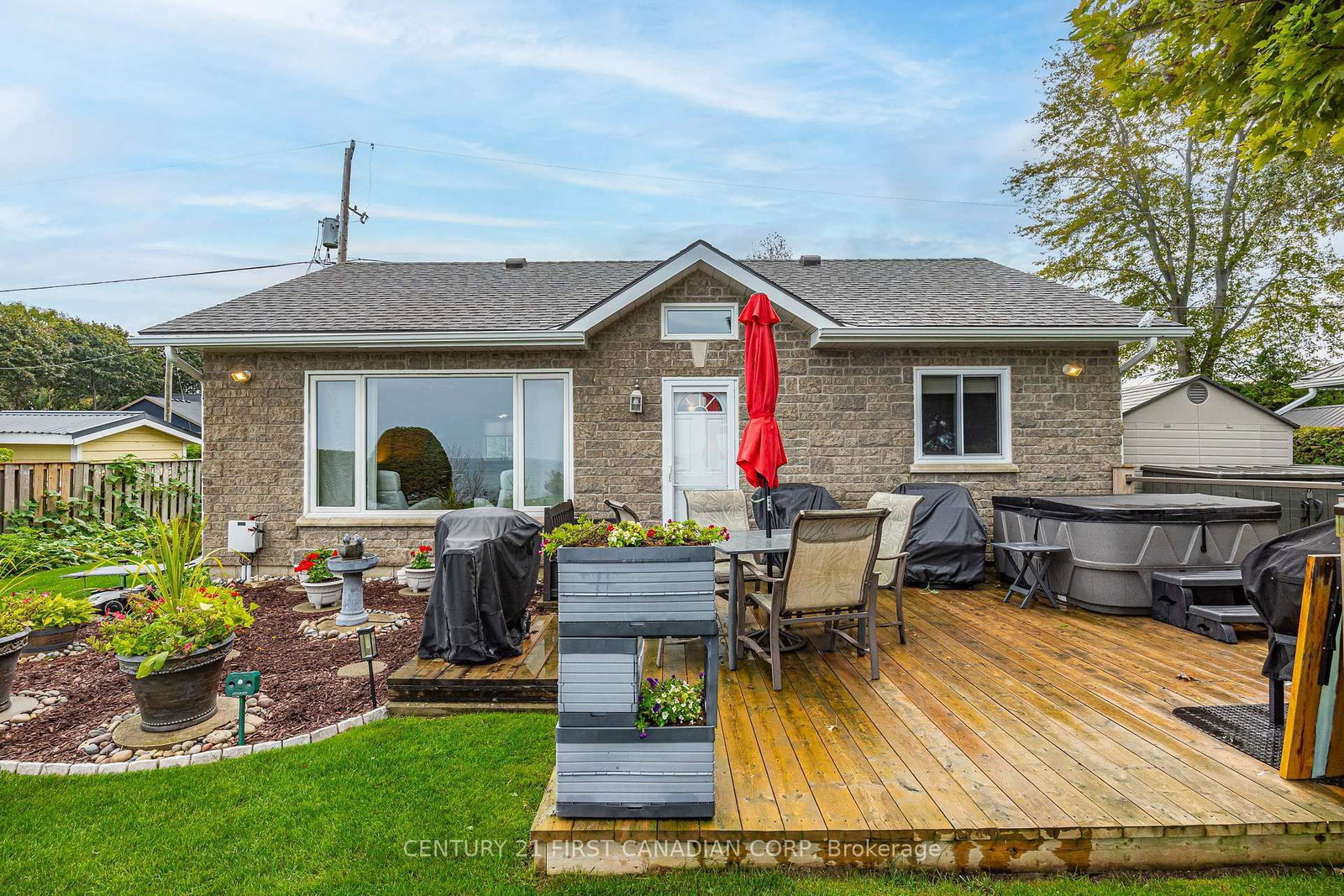 71871 Sunview Avenue • Bluewater, ON photo 31