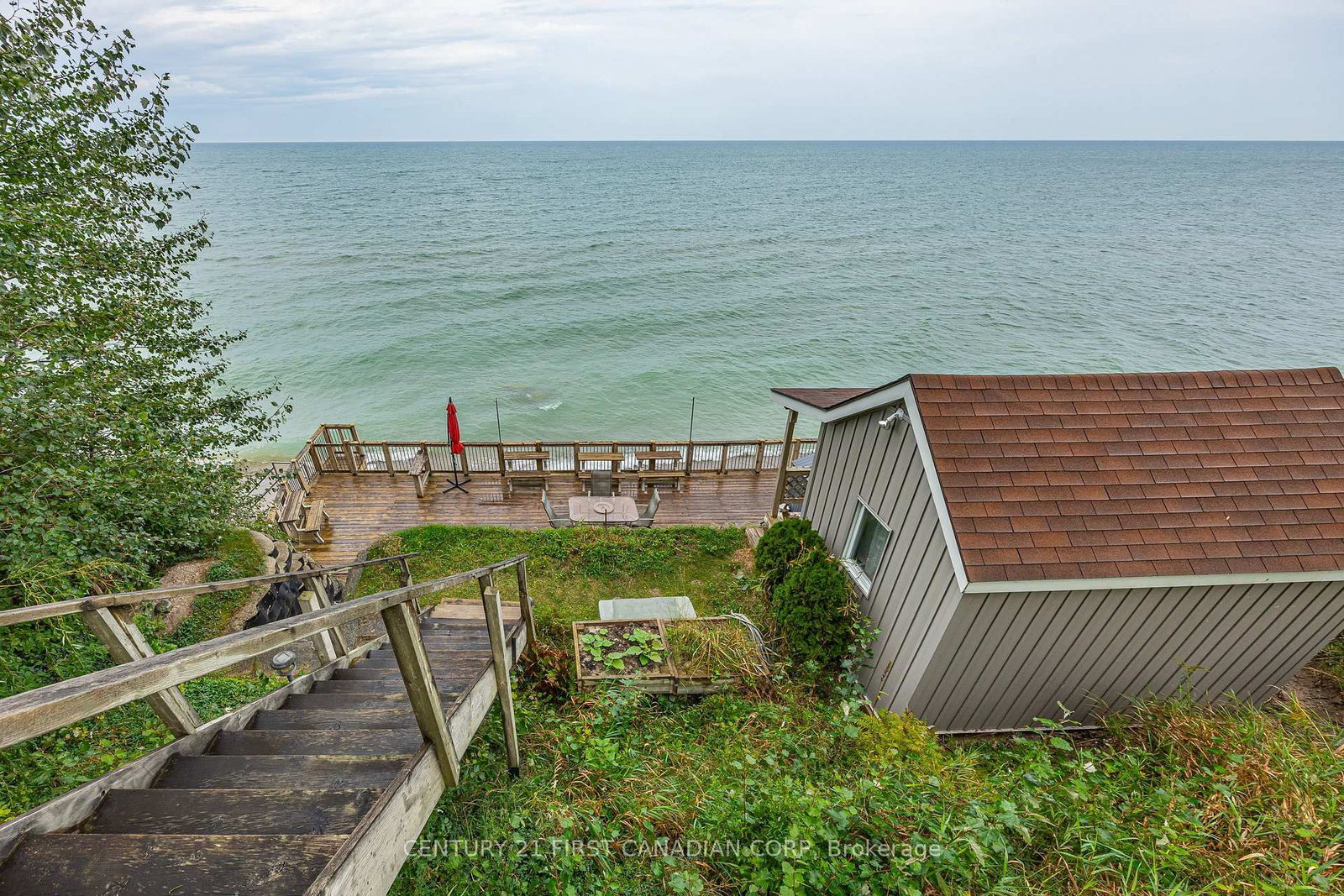 71871 Sunview Avenue • Bluewater, ON photo 34