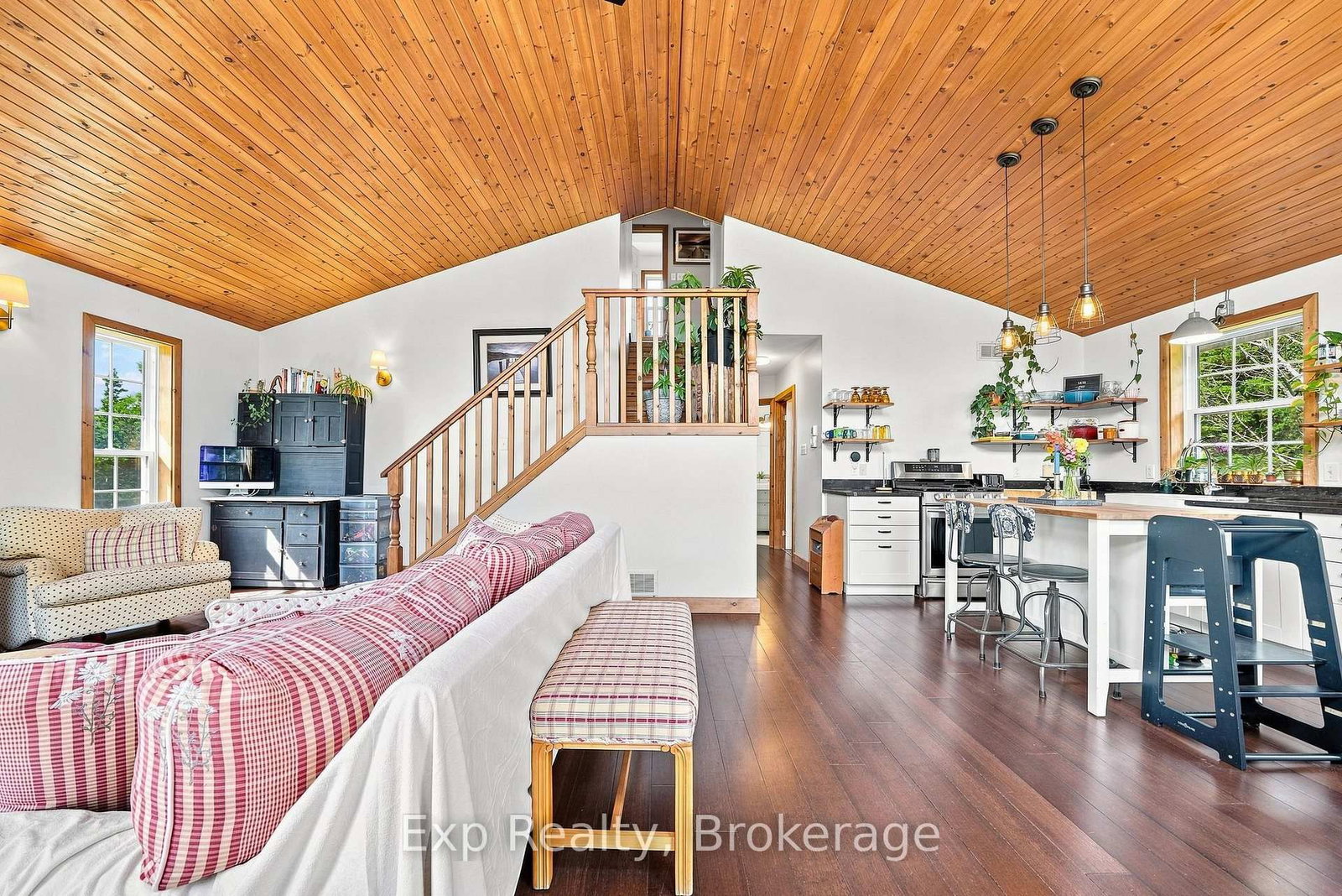 1358 County Road 24 Road • Prince Edward County, ON photo 15