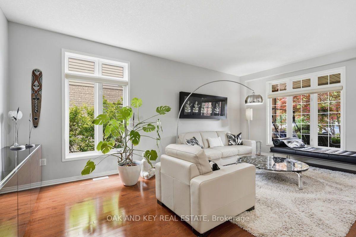 1269 Birchwood Drive • London South, ON photo 8