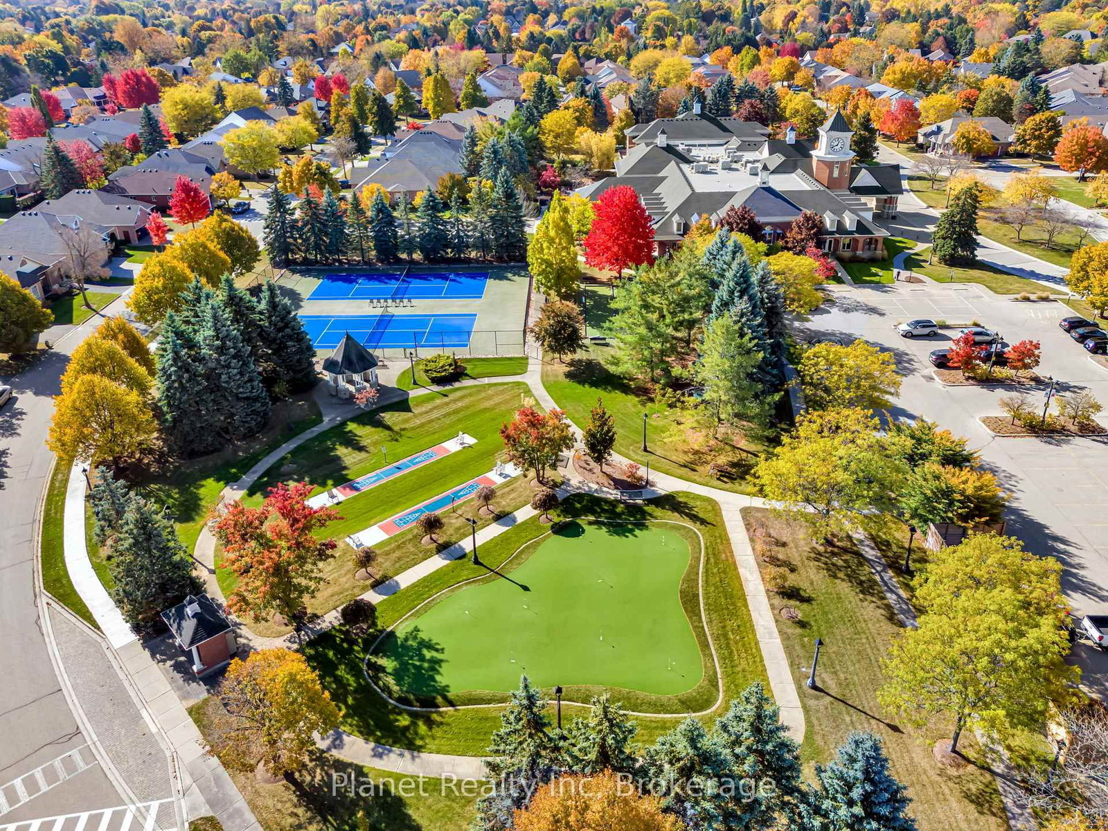 12 Amberwood Lane • Guelph, ON photo 42