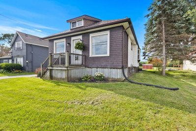 702 Main Street • Port Colborne, ON photo 3