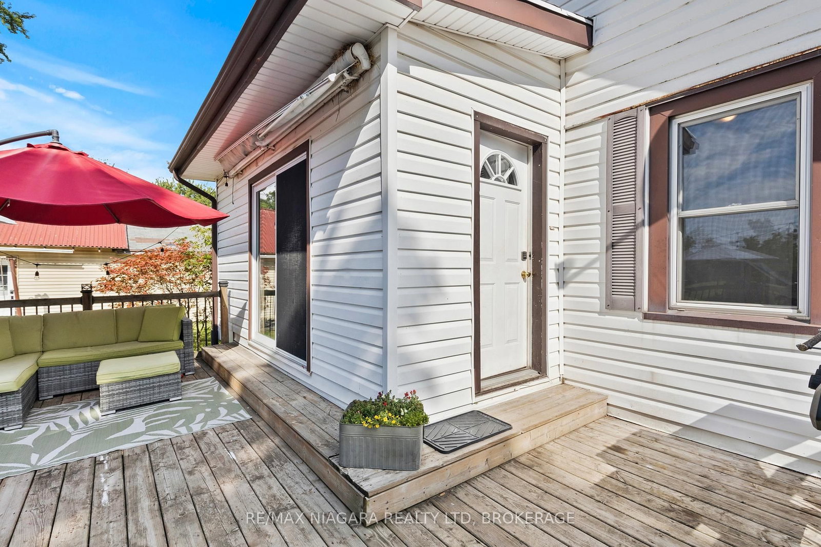 702 Main Street • Port Colborne, ON photo 37