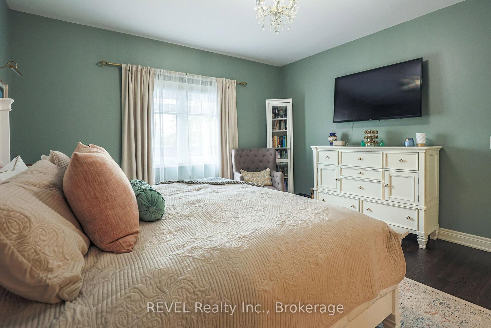 15 Willowbrook Drive • Welland, ON photo 23