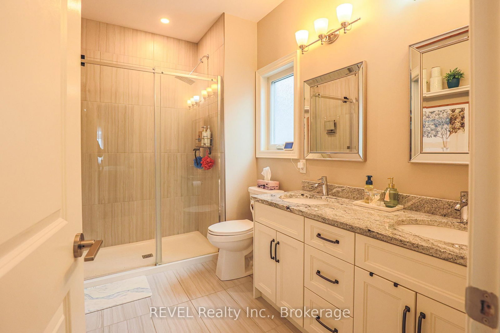15 Willowbrook Drive • Welland, ON photo 24