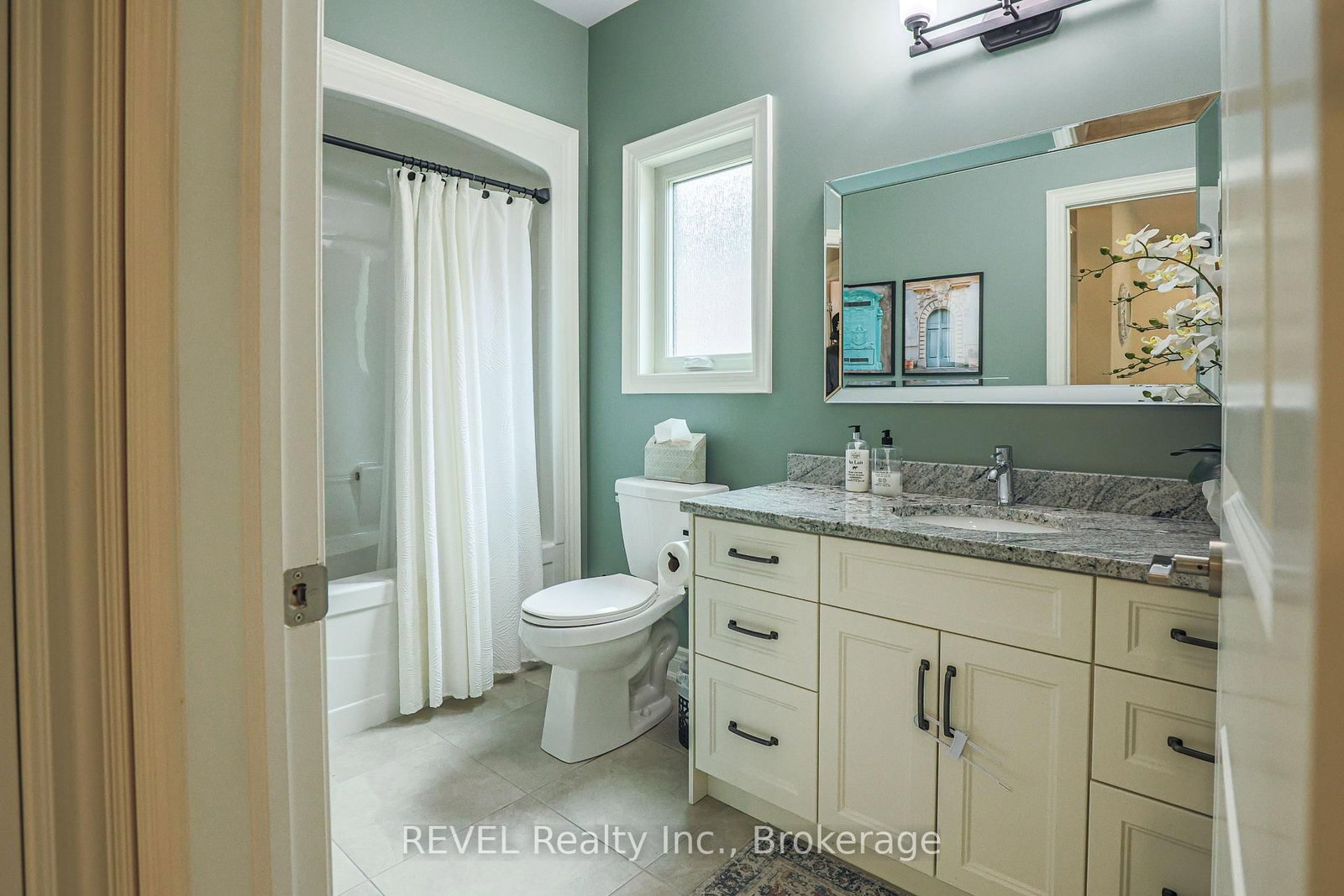 15 Willowbrook Drive • Welland, ON photo 27