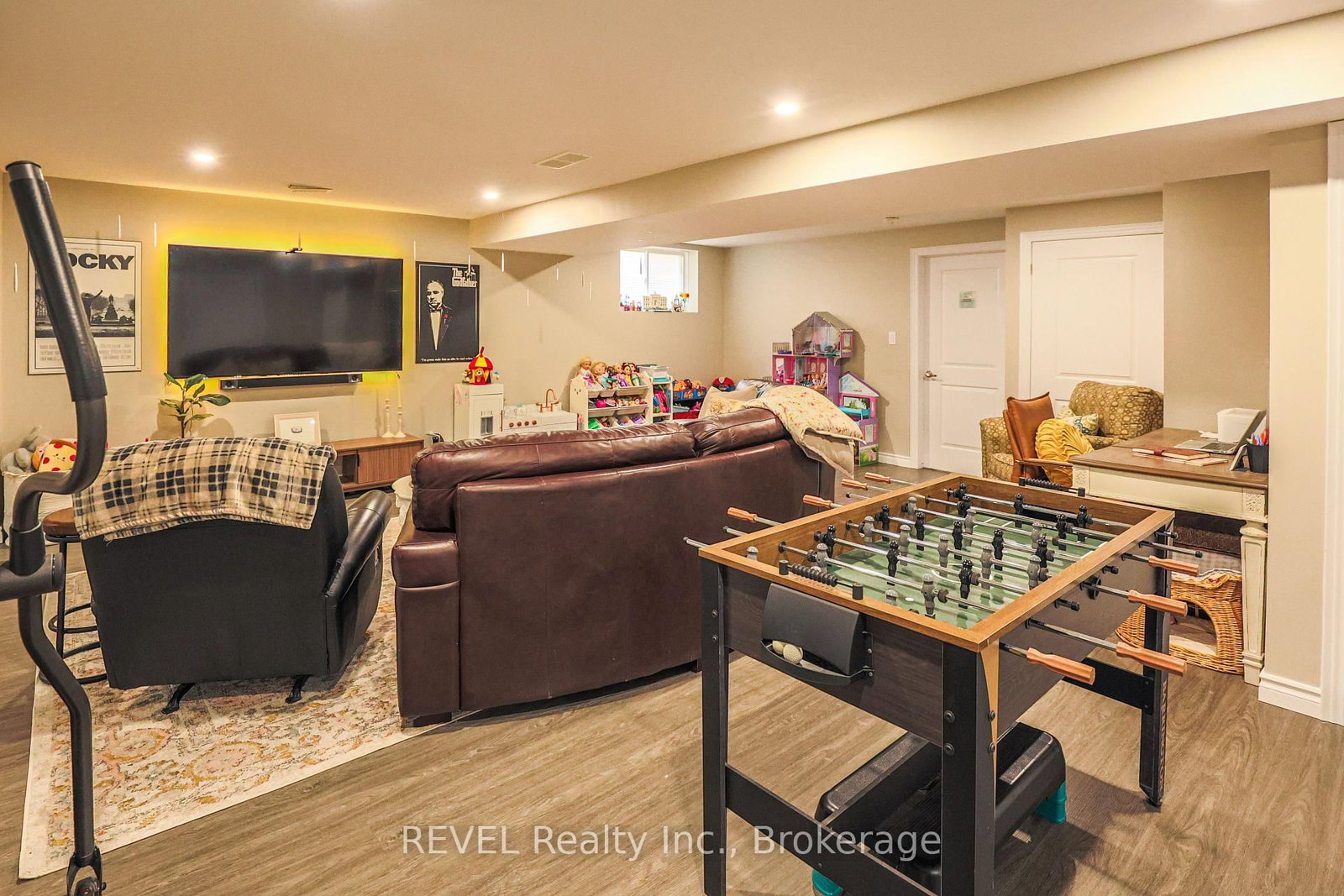 15 Willowbrook Drive • Welland, ON photo 30