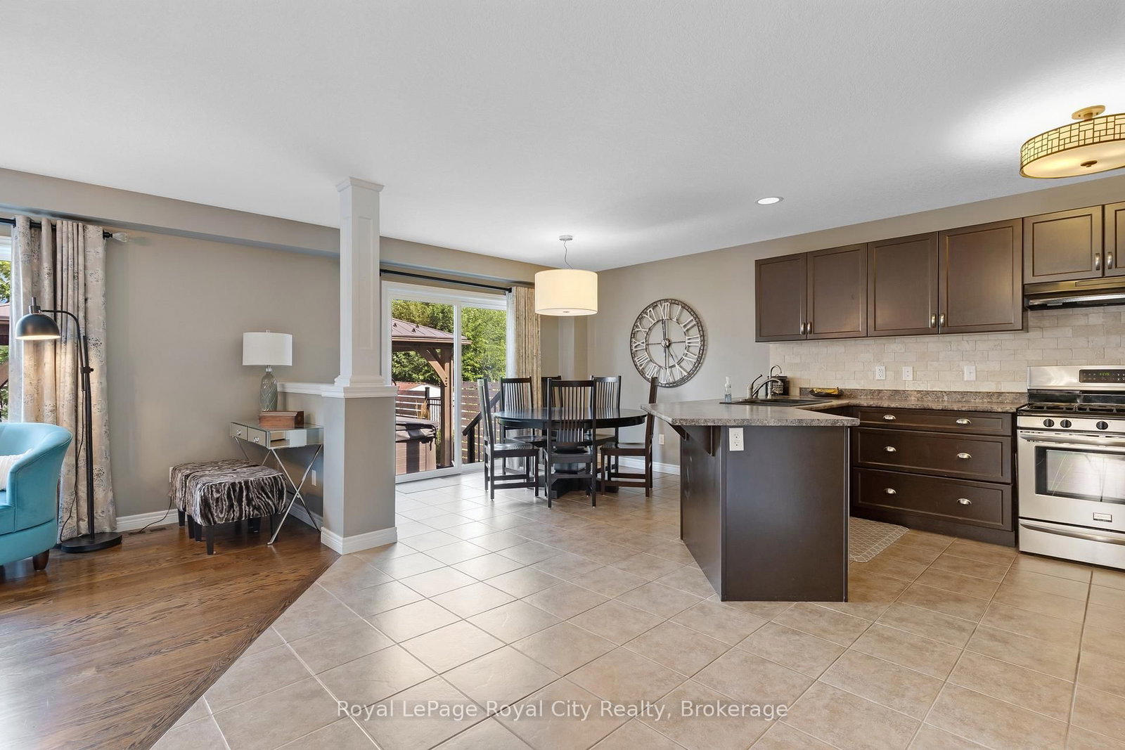 96 Timber Creek Crescent • Cambridge, ON photo 12