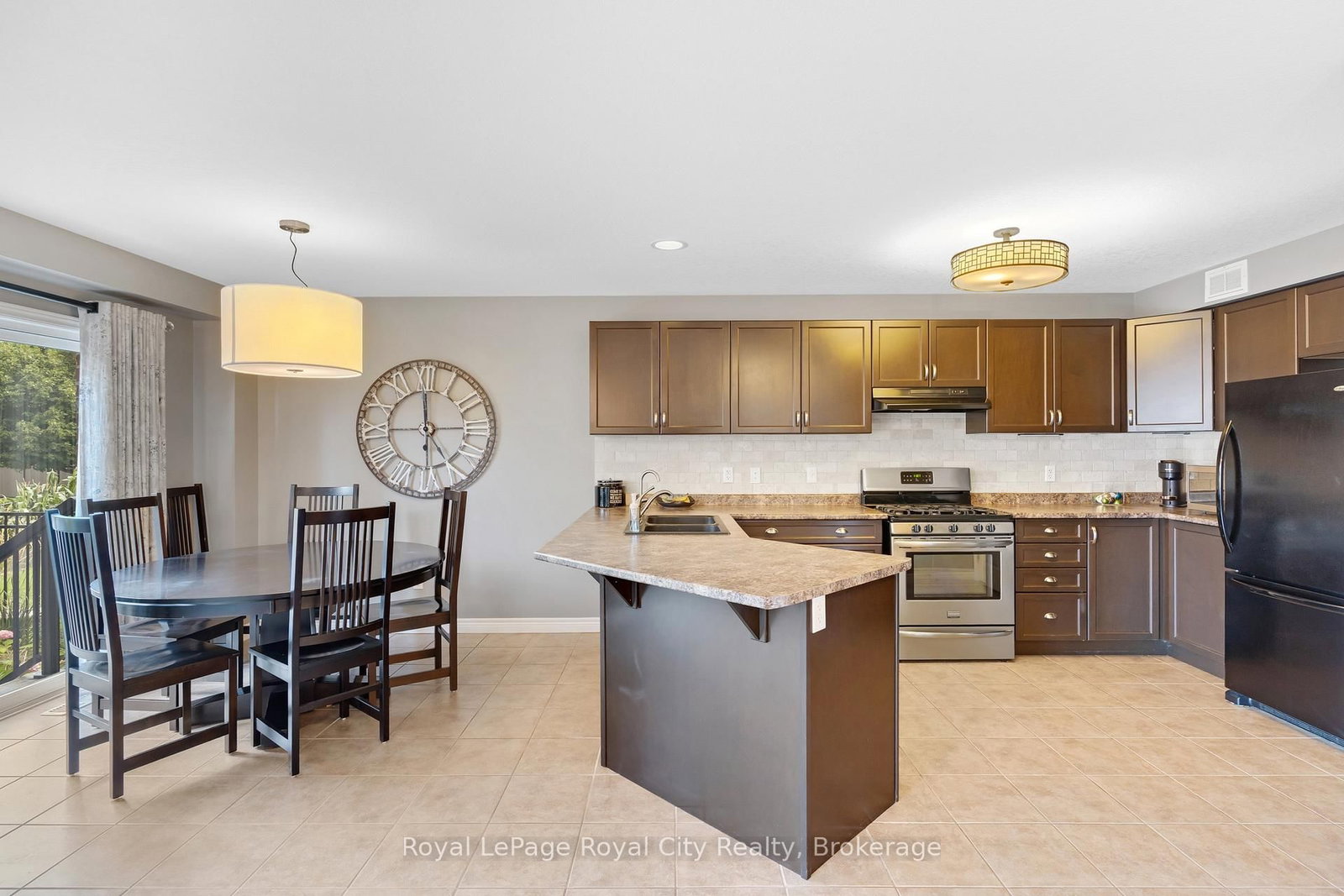 96 Timber Creek Crescent • Cambridge, ON photo 13