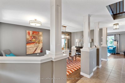 96 Timber Creek Crescent • Cambridge, ON photo 8