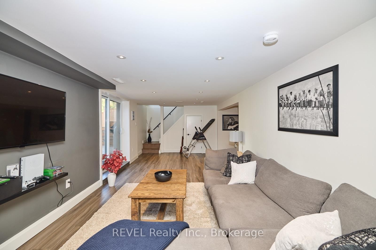 38 BRIARSDALE Drive • St. Catharines, ON photo 24