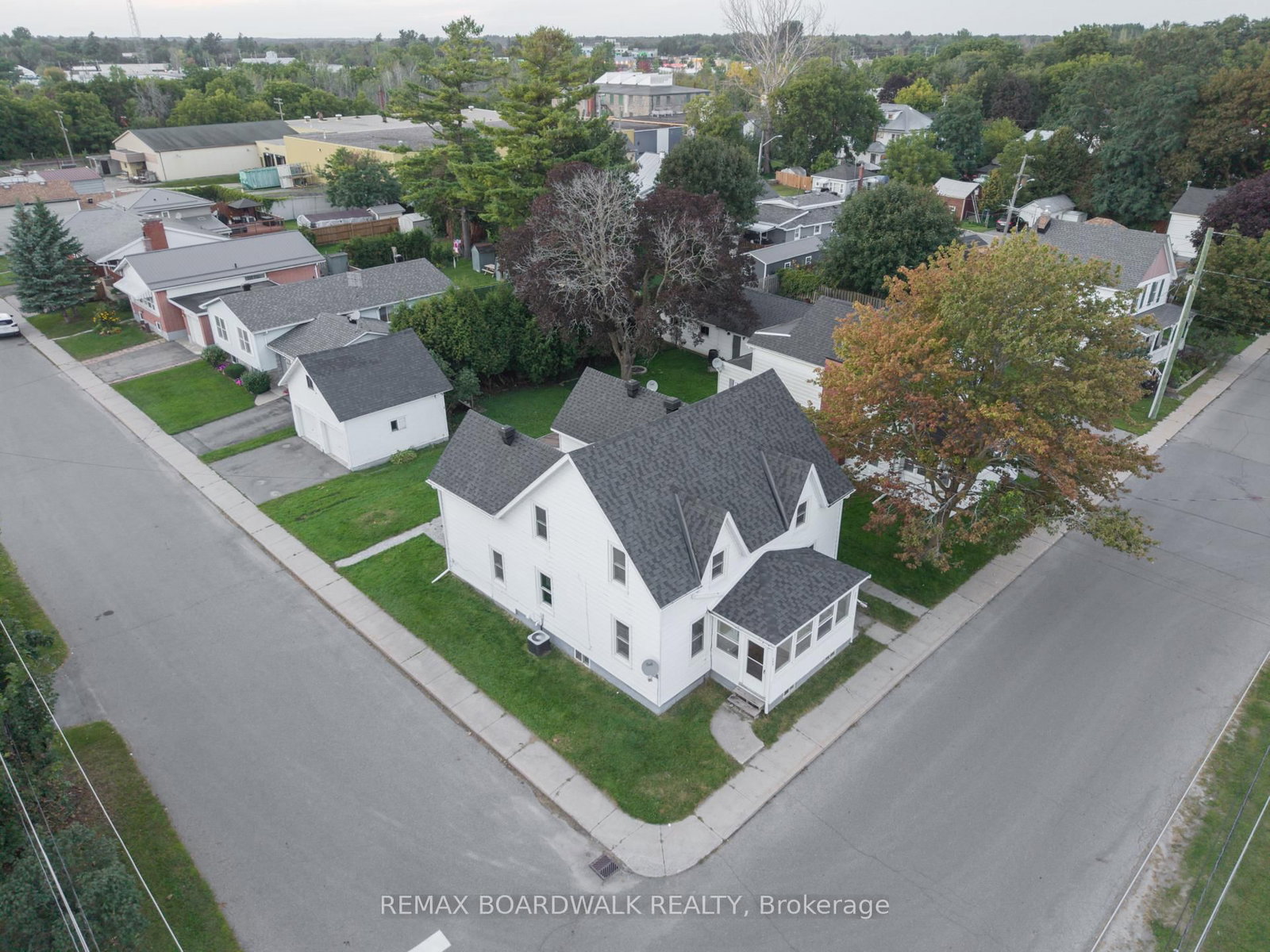 390-394 Hyde Street • Prescott, ON photo 10