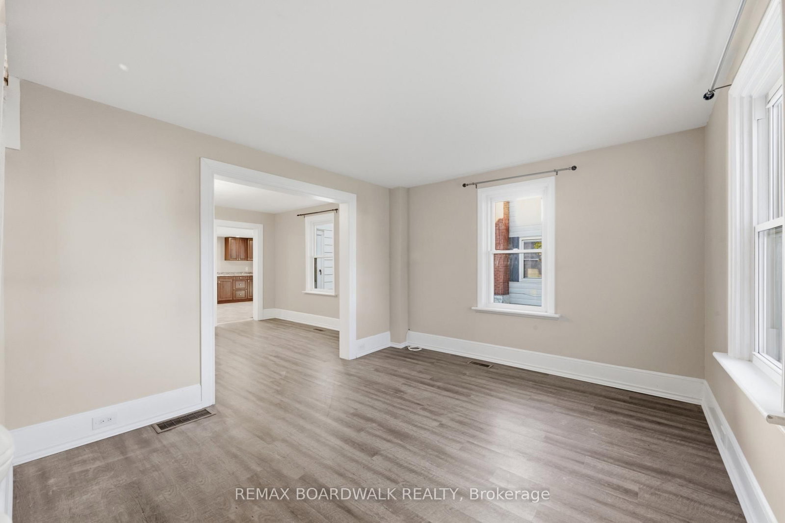 390-394 Hyde Street • Prescott, ON photo 16