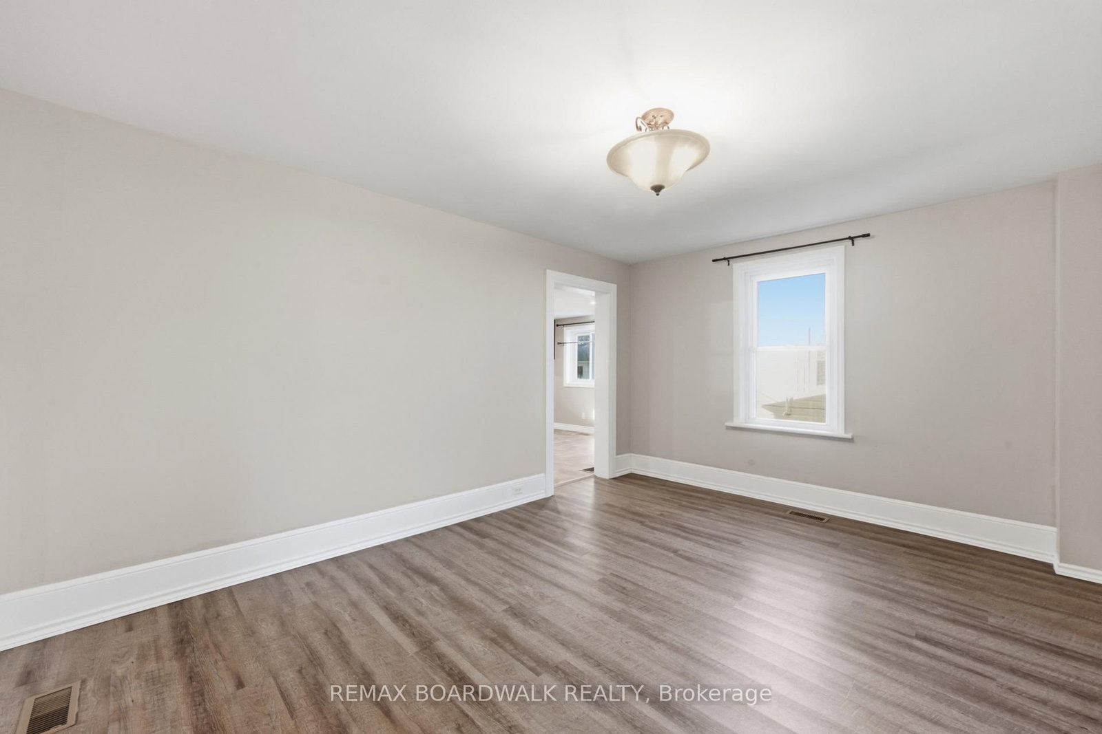 390-394 Hyde Street • Prescott, ON photo 19