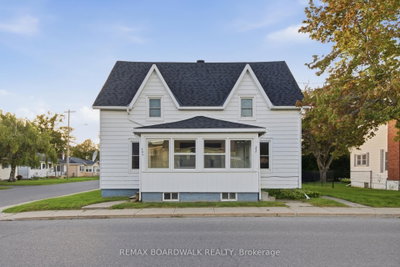 390-394 Hyde Street • Prescott, ON photo 2