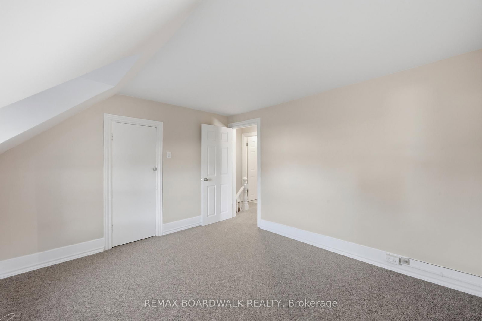 390-394 Hyde Street • Prescott, ON photo 28