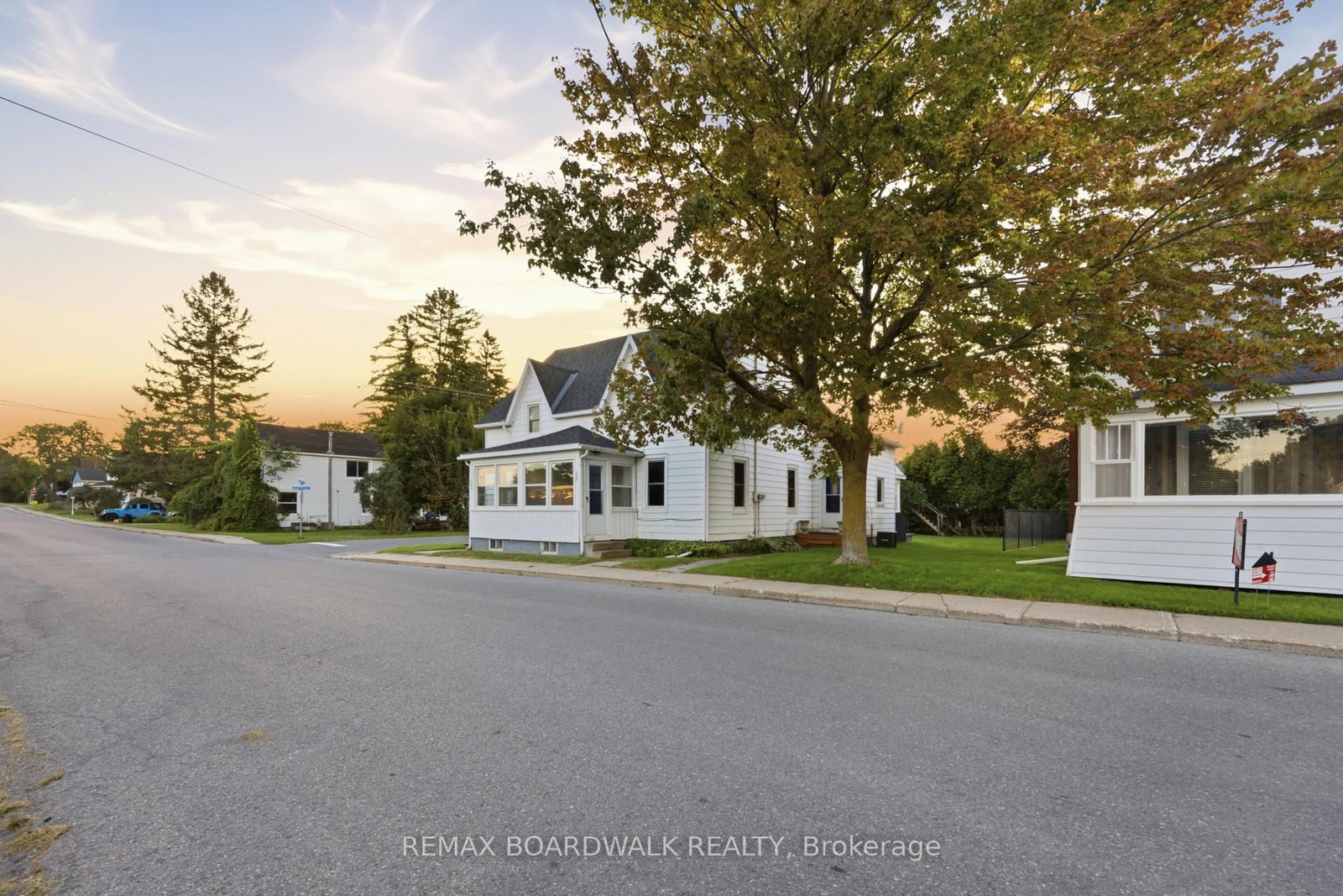 390-394 Hyde Street • Prescott, ON photo 3