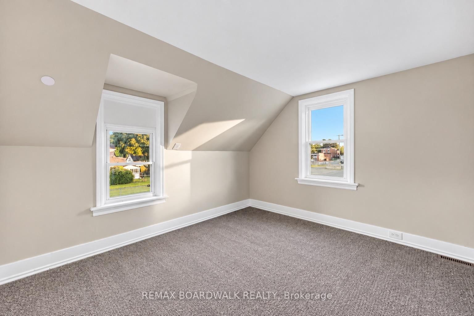 390-394 Hyde Street • Prescott, ON photo 48