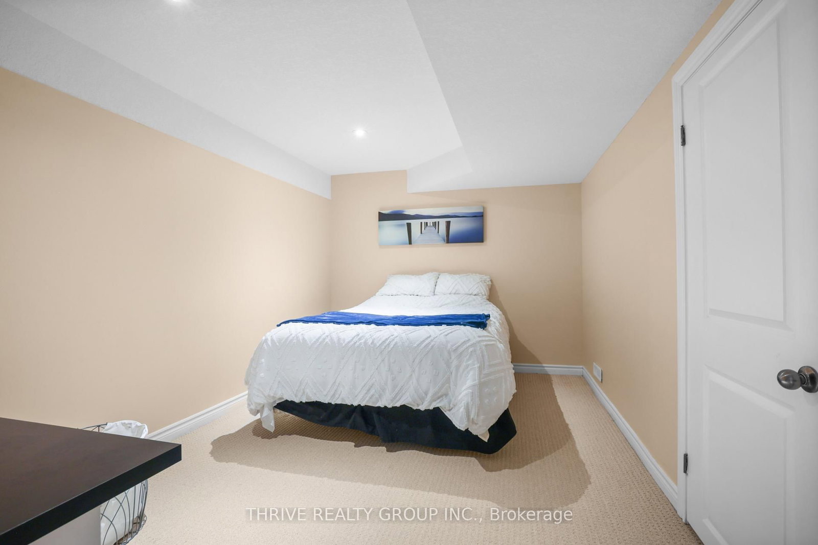 696 Commissioners Road • #5 • London South, ON photo 33