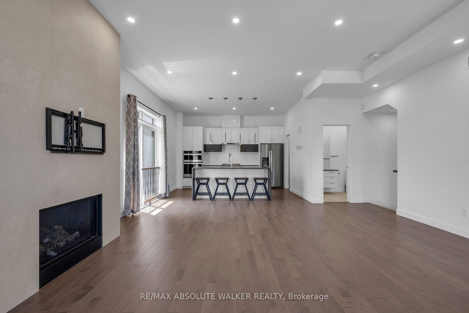 10 Chapleau Avenue • #A • Ottawa, ON photo 13