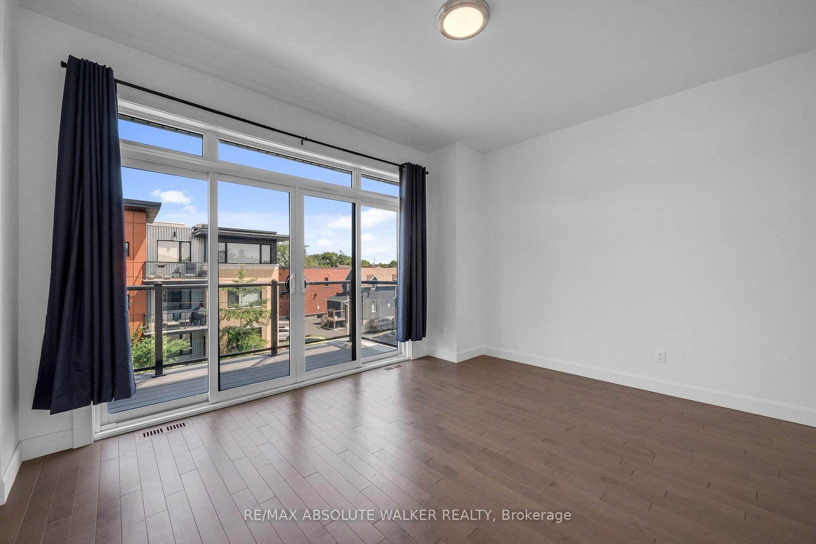 10 Chapleau Avenue • #A • Ottawa, ON photo 27