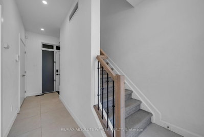 10 Chapleau Avenue • #A • Ottawa, ON photo 4