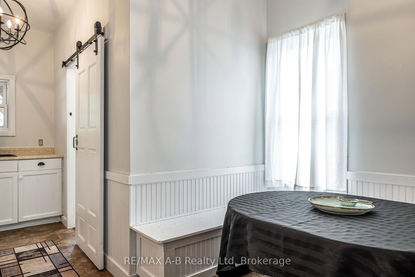 158 James Street N • St. Marys, ON photo 11