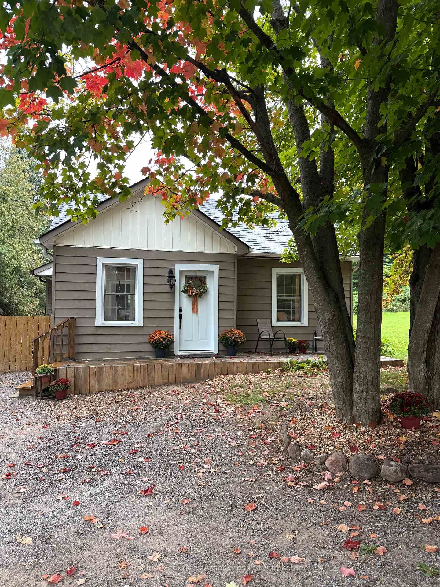 909 Mount Pleasant Road • Cavan Monaghan, ON photo 1