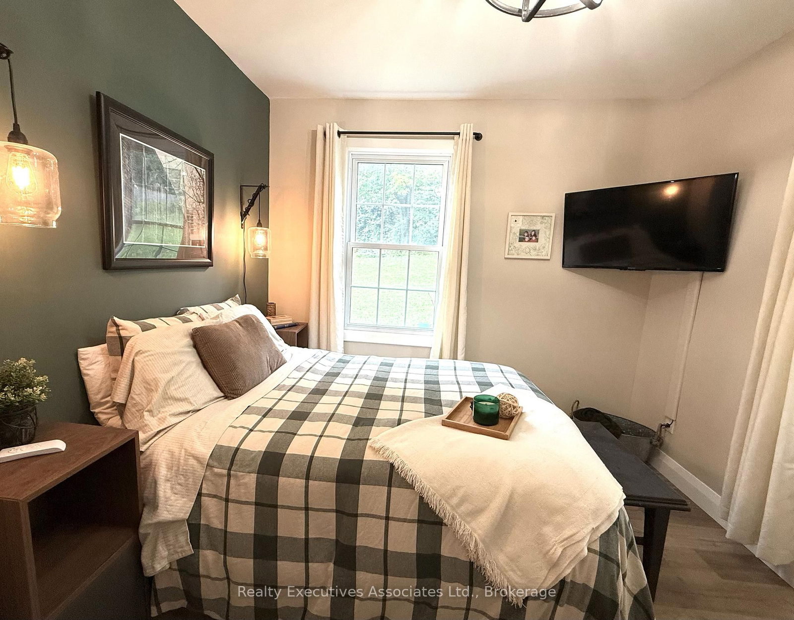 909 Mount Pleasant Road • Cavan Monaghan, ON photo 10