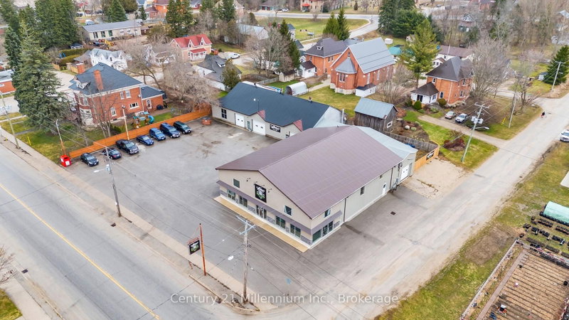 205 Garafraxa St photo 3