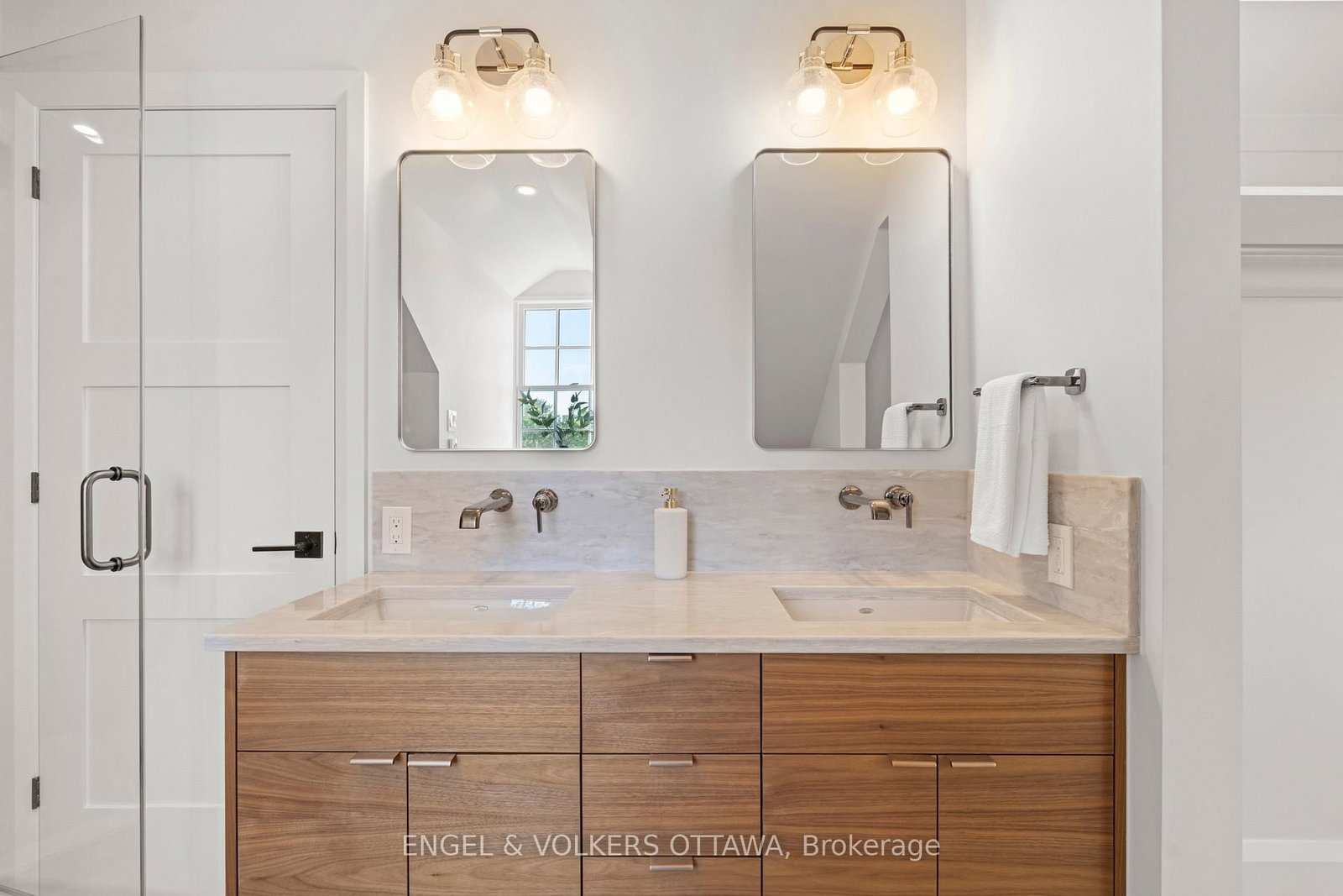 71 Thomas Street • Ottawa, ON photo 33